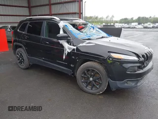 2017 Jeep Cherokee Latitude с VIN 1C4PJMCB7HW651716, выставлен на аукционе IAAI как лот 42275352 с пробегом 124 152 миль миль и . История ставок и продаж доступна на DreamBid. Изображение 1.