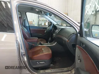 2010 Hyundai Veracruz Limited with VIN KM8NUDCC4AU133440, listed as a IAAI auction lot 41895003 with 222,053 mi miles and . Bid and sale history available at DreamBid. Image 5.