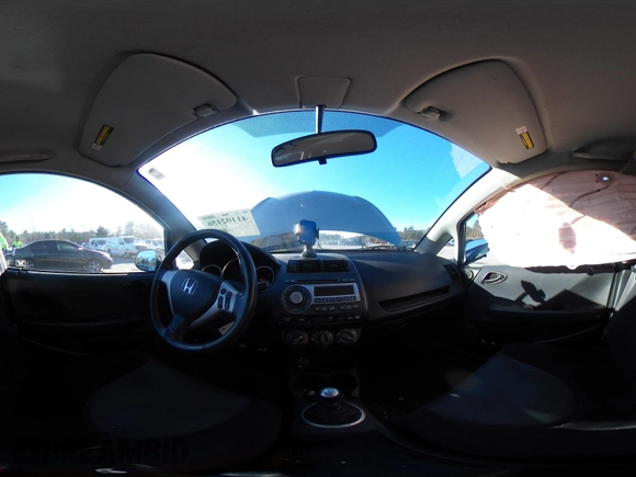 2007 Honda Fit Sport with VIN JHMGD37627S041628, listed as a IAAI auction lot 41102156 with 258,360 mi miles. Bid and sale history available at carsss.com. Image 18.