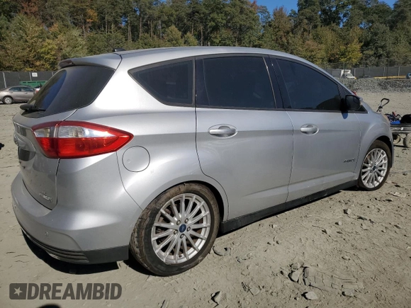 2013 Ford C-Max SE with VIN 1FADP5AU0DL530183, listed as a Copart auction lot 76034924 with 211,682 mi miles and Salvage Title. Bid and sale history available at carsss.com. Image 3.