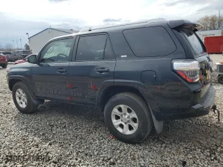 2018 Toyota 4Runner SR5 with VIN JTEZU5JR5J5177570, listed as a Copart auction lot 51174425 with 0 mi miles and Non Repairable. Bid and sale history available at carsss.com. Image 2.