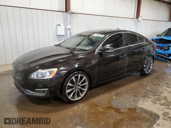 2015 Volvo S60 T6 Drive-E with VIN YV149MFK4F1349232, listed as a Copart auction lot 42994095 with 159,715 mi miles and Salvage Title. Bid and sale history available at carsss.com. Image 1.