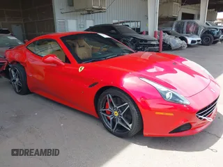 2015 Ferrari California T с VIN ZFF77XJA5F0211604, выставлен на аукционе IAAI как лот 42379871 с пробегом 3 140 миль миль и . История ставок и продаж доступна на DreamBid. Изображение 1.