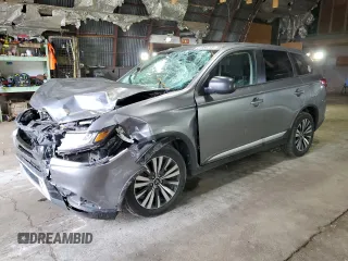 2020 Mitsubishi Outlander ES с VIN JA4AZ3A39LZ013974, выставлен на аукционе Copart как лот 61388755 с пробегом 60 880 миль миль и Списание • Salvage title. История ставок и продаж доступна на DreamBid. Изображение 1.