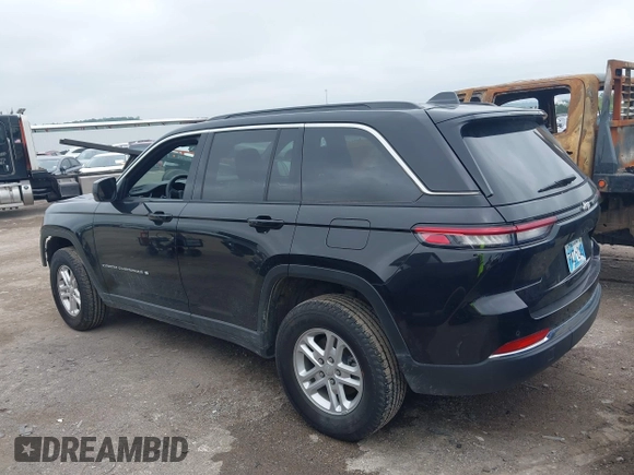 2024 Jeep Grand Cherokee Altitude with VIN 1C4RJGAG4R8514618, listed as a IAAI auction lot 42434122 with 26,236 mi miles and . Bid and sale history available at DreamBid. Image 14.