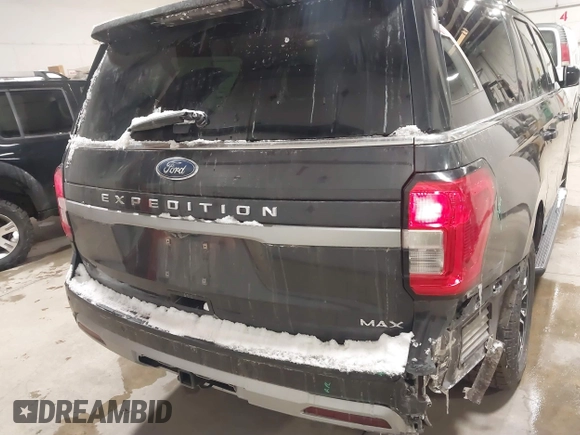 2024 Ford Expedition Max XLT with VIN 1FMJK1J80REA15666, listed as a IAAI auction lot 41377891 with 36,947 mi miles and . Bid and sale history available at DreamBid. Image 16.