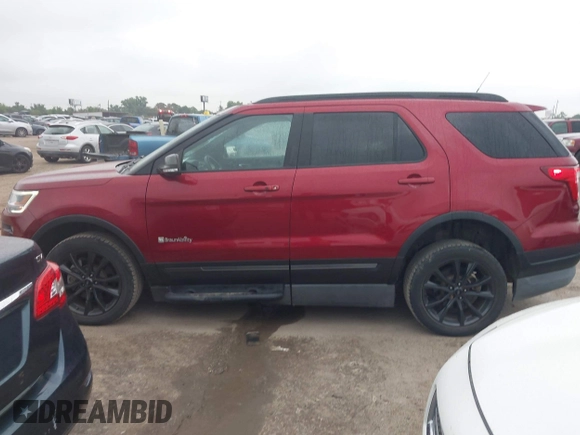 2018 Ford Explorer XLT z VIN 1FM5K7D87JGA87814, wystawiony jako IAAI lot #42393275 z przebiegiem 39 672 mil mil oraz . Historia ofert i sprzedaży dostępna na DreamBid. Obrazek 14.