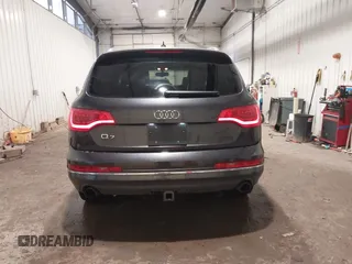 2013 Audi Q7 Premium Plus z VIN WA1LGAFE5DD005527, wystawiony jako IAAI lot #42616487 z przebiegiem 113 552 mil mil oraz . Historia ofert i sprzedaży dostępna na DreamBid. Obrazek 17.