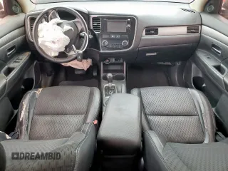 2015 Mitsubishi Outlander SE с VIN JA4AD3A36FZ001185, выставлен на аукционе Copart как лот 51964015 с пробегом Не указан миль и Списание • Salvage title. История ставок и продаж доступна на DreamBid. Изображение 8.