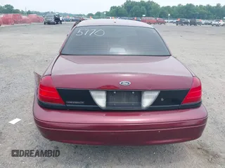 2008 Ford Police Interceptor z VIN 2FAFP71V18X152770, wystawiony jako IAAI lot #42501613 z przebiegiem Nie podano mil oraz . Historia ofert i sprzedaży dostępna na DreamBid. Obrazek 16.