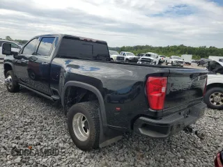 2021 Chevrolet Silverado 3500HD High Country with VIN 1GC4YVEY3MF155070, listed as a Copart auction lot 70395214 with 87,122 mi miles and Salvage Title. Bid and sale history available at carsss.com. Image 2.