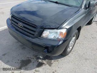2004 Toyota Highlander with VIN JTEEP21AX40008810, listed as a IAAI auction lot 41877008 with 215,800 mi miles. Bid and sale history available at carsss.com. Image 6.