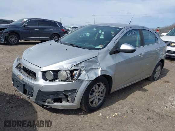2014 Chevrolet Sonic LT с VIN 1G1JC5SH6E4153549, выставлен на аукционе IAAI как лот 41675769 с пробегом 149 038 миль миль и . История ставок и продаж доступна на DreamBid. Изображение 2.