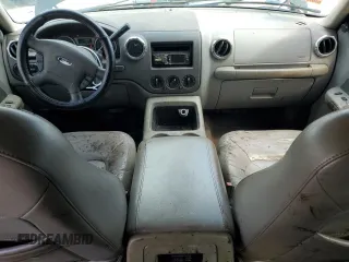 2006 Ford Expedition Special Service with VIN 1FMPU15546LA96585, listed as a Copart auction lot 71180774 with 196,849 mi miles and Clean Title. Bid and sale history available at carsss.com. Image 8.