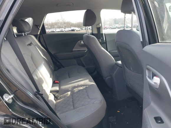 2018 Kia Niro LX with VIN KNDCB3LCXJ5158204, listed as a IAAI auction lot 41521783 with 69,290 mi miles. Bid and sale history available at carsss.com. Image 8.