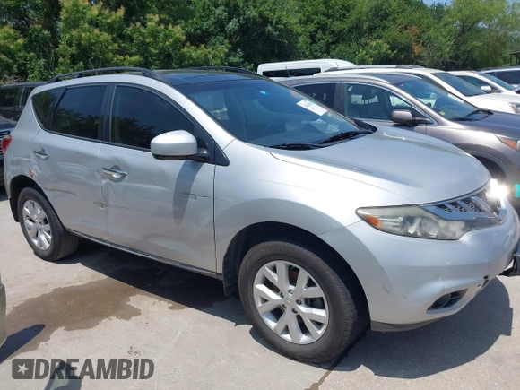 2014 Nissan Murano SV z VIN JN8AZ1MU4EW422326, wystawiony jako IAAI lot #42443318 z przebiegiem 229 169 mil mil oraz . Historia ofert i sprzedaży dostępna na DreamBid. Obrazek 13.