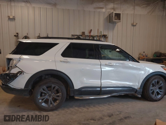 2024 Ford Explorer XLT с VIN 1FMSK8DH3RGA55012, выставлен на аукционе IAAI как лот 42318490 с пробегом 3 248 миль миль и . История ставок и продаж доступна на DreamBid. Изображение 6.