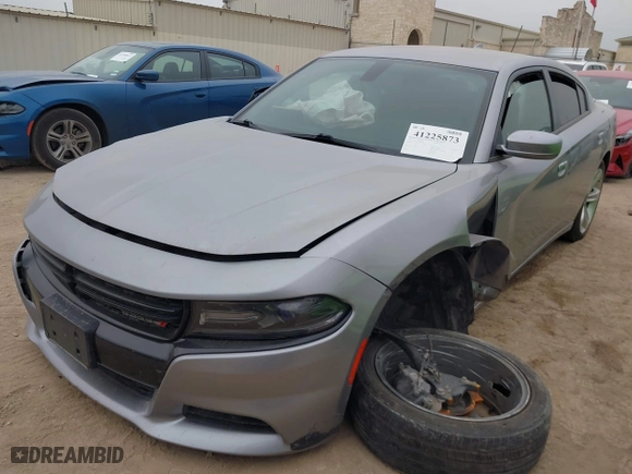 2018 Dodge Charger R/T with VIN 2C3CDXCTXJH148030, listed as a IAAI auction lot 41225873 with 105,069 mi miles. Bid and sale history available at carsss.com. Image 17.