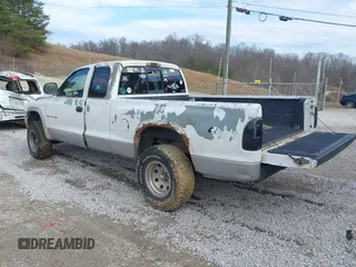 1997 Dodge Dakota with VIN 1B7GG23X0VS136400, listed as a IAAI auction lot 41642514 with 223,696 mi miles. Bid and sale history available at carsss.com. Image 3.