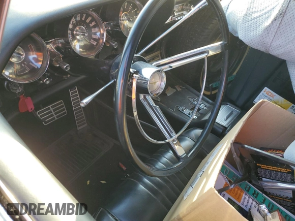 1963 Ford Thunderbird with VIN 3Y85Z160368, listed as a Copart auction lot 83225364 with 55,584 mi miles and Clean Title. Bid and sale history available at DreamBid. Image 7.