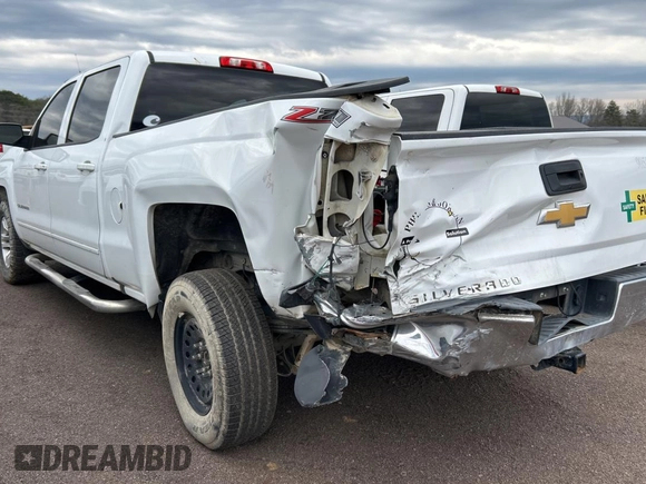 2018 Chevrolet Silverado 1500 LT with VIN 1GCUKREC2JF249062, listed as a Copart auction lot 47498315 with 129,645 mi miles and Clean Title. Bid and sale history available at DreamBid. Image 3.