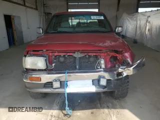 1997 Toyota T100 DX with VIN JT4UN22DXV0038731, listed as a Copart auction lot 52185665 with 268,281 mi miles and Salvage Title. Bid and sale history available at carsss.com. Image 5.