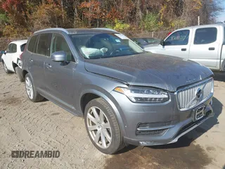 2017 Volvo XC90 Inscription with VIN YV4A22PL3H1179969, listed as a IAAI auction lot 40649647 with 122,400 mi miles. Bid and sale history available at carsss.com. Image 1.