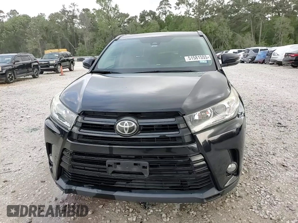 2017 Toyota Highlander XLE with VIN 5TDKZRFH5HS198499, listed as a Copart auction lot 51581555 with 109,239 mi miles and Clean title. Bid and sale history available at DreamBid. Image 15.