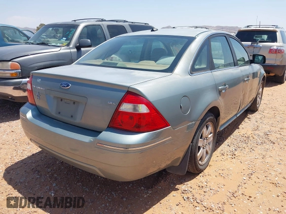 2007 Ford Five Hundred SEL z VIN 1FAHP24147G138449, wystawiony jako IAAI lot #42345920 z przebiegiem Nie podano mil oraz . Historia ofert i sprzedaży dostępna na DreamBid. Obrazek 4.
