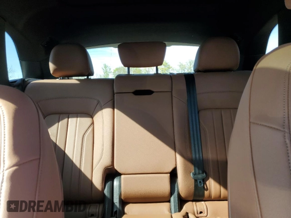 2023 Audi Q5 S line Premium z VIN WA1GAAFY7P2128954, wystawiony jako Copart lot #54409995 z przebiegiem 25 489 mil mil oraz Szkoda całkowita • Salvage title. Historia ofert i sprzedaży dostępna na DreamBid. Obrazek 10.