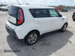 2014 Kia Soul with VIN KNDJN2A26E7741866, listed as a IAAI auction lot 41703749 with 181,024 mi miles. Bid and sale history available at carsss.com. Image 4.
