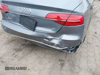 2015 Audi A8 3.0T z VIN WAU3GAFD5FN005065, wystawiony jako IAAI lot #41630450 z przebiegiem 122 939 mil mil oraz . Historia ofert i sprzedaży dostępna na DreamBid. Obrazek 6.