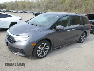 2024 Honda Odyssey Touring with VIN 5FNRL6H80RB001448, listed as a Copart auction lot 54790165 with 13,716 mi miles and Salvage Title. Bid and sale history available at carsss.com. Image 1.