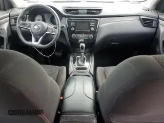 2017 Nissan Rogue SL with VIN JN1BJ1CP8HW010842, listed as a Copart auction lot 59224385 with 105,837 mi miles and Salvage title. Bid and sale history available at DreamBid. Image 8.