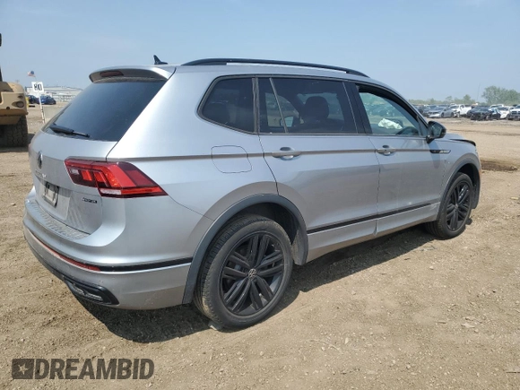 2022 Volkswagen Tiguan SE R-Line Black with VIN 3VV8B7AX5NM138429, listed as a Copart auction lot 59428215 with 21,181 mi miles and Salvage title. Bid and sale history available at DreamBid. Image 3.