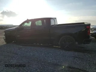 2024 Chevrolet Silverado 1500 RST with VIN 2GCPADED4R1272471, listed as a Copart auction lot 43220595 with 1,770 mi miles and Salvage Title. Bid and sale history available at carsss.com. Image 2.