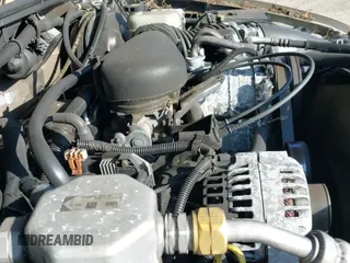 2004 Chevrolet Blazer LS with VIN 1GNDT13XX4K131557, listed as a IAAI auction lot 42085978 with 199,479 mi miles and . Bid and sale history available at DreamBid. Image 13.