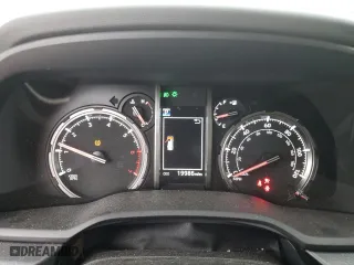 2024 Toyota 4Runner TRD Off Road with VIN JTERU5JR6R6221761, listed as a Copart auction lot 42538315 with 19,986 mi miles and Salvage Title. Bid and sale history available at carsss.com. Image 9.
