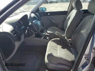 2004 Volkswagen Jetta GL с VIN 3VWRK69M84M103564, выставлен на аукционе Copart как лот 45903535 с пробегом 199 904 миль миль и Чистый • Clean title. История ставок и продаж доступна на DreamBid. Изображение 7.