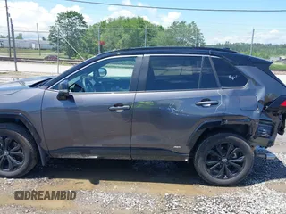 2024 Toyota RAV4 Hybrid XSE с VIN 4T3E6RFVXRU167468, выставлен на аукционе IAAI как лот 42351823 с пробегом 22 582 миль миль и . История ставок и продаж доступна на DreamBid. Изображение 14.