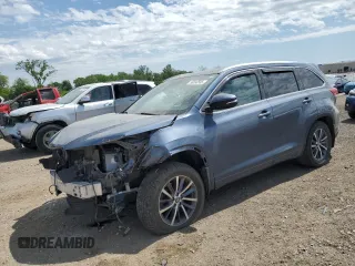 2017 Toyota Highlander XLE z VIN 5TDJZRFH5HS518593, wystawiony jako Copart lot #56693565 z przebiegiem 97 686 mil mil oraz Szkoda całkowita • Salvage title. Historia ofert i sprzedaży dostępna na DreamBid. Obrazek 1.