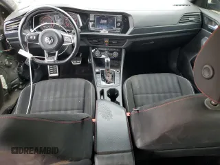 2019 Volkswagen Jetta GLI S z VIN 3VW6T7BU7KM177605, wystawiony jako Copart lot #52334375 z przebiegiem 97 162 mil mil oraz Szkoda całkowita • Salvage title. Historia ofert i sprzedaży dostępna na DreamBid. Obrazek 8.