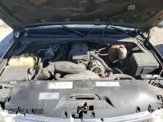 2000 Chevrolet Suburban LT with VIN 3GNFK16T9YG173350, listed as a Copart auction lot 76783284 with 312,147 mi miles and Salvage Title. Bid and sale history available at carsss.com. Image 12.
