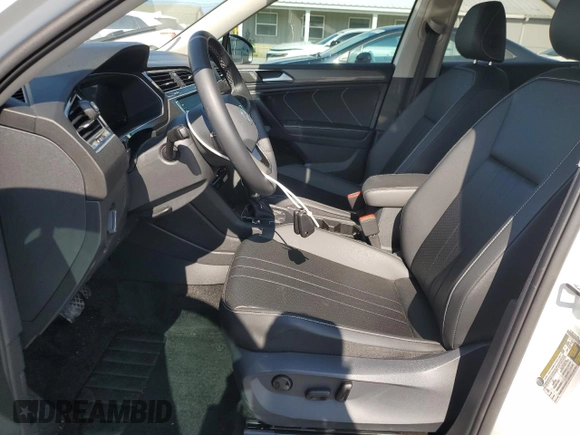 2024 Volkswagen Tiguan SE with VIN 3VV3B7AX8RM067341, listed as a Copart auction lot 59422165 with 12,464 mi miles and Salvage title. Bid and sale history available at DreamBid. Image 7.