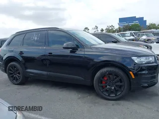 2018 Audi Q7 Premium Plus z VIN WA1LHAF71JD021489, wystawiony jako IAAI lot #42233192 z przebiegiem 103 896 mil mil oraz . Historia ofert i sprzedaży dostępna na DreamBid. Obrazek 13.