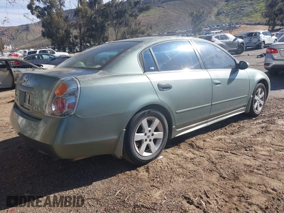 2003 Nissan Altima S with VIN 1N4AL11E63C232154, listed as a IAAI auction lot 41651258 with 235,455 mi miles. Bid and sale history available at carsss.com. Image 4.