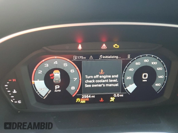 2024 Audi Q3 S line Premium Plus z VIN WA1EECF36R1172920, wystawiony jako Copart lot #87403704 z przebiegiem 2564 mil mil oraz Nie do naprawy. Historia ofert i sprzedaży dostępna na DreamBid. Obrazek 9.