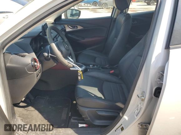 2018 Mazda CX-3 Touring with VIN JM1DKDC75J0329502, listed as a Copart auction lot 68061054 with 92,238 mi miles and Salvage Title. Bid and sale history available at carsss.com. Image 7.