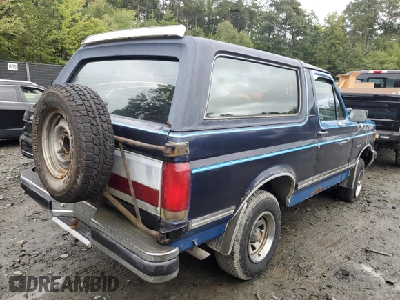 1989 Ford Bronco Custom z VIN 1FMEU15H6KLA27263, wystawiony jako Copart lot #73462704 z przebiegiem 88 209 mil mil oraz Szkoda całkowita • Salvage title. Historia ofert i sprzedaży dostępna na DreamBid. Obrazek 3.