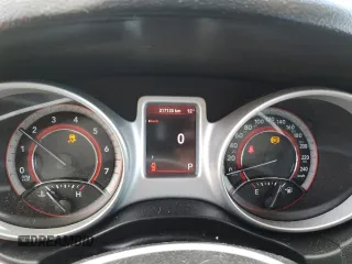 2013 Dodge Journey SE z VIN 3C4PDCAB3DT505527, wystawiony jako Copart lot #56102425 z przebiegiem 217 130 mil mil oraz Szkoda całkowita • Salvage title. Historia ofert i sprzedaży dostępna na DreamBid. Obrazek 9.